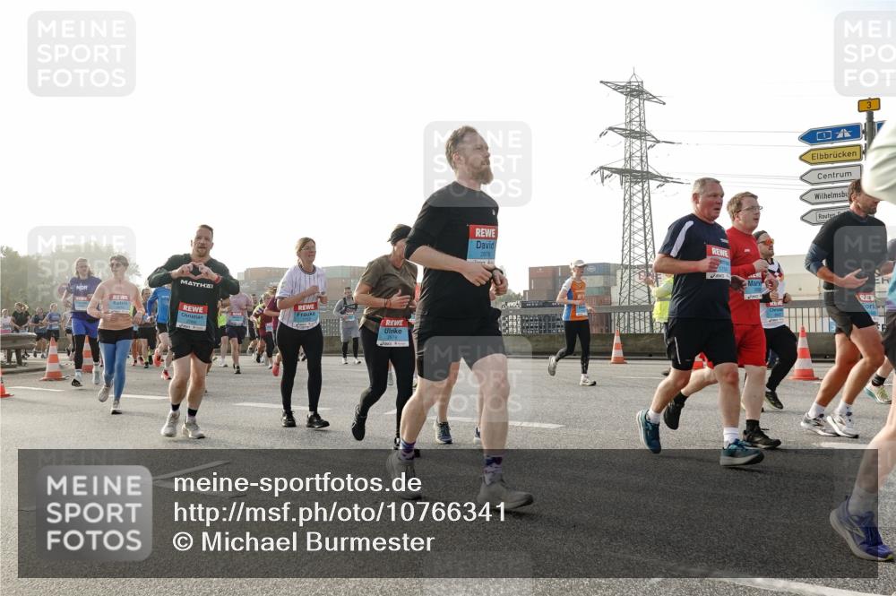03.10.2026 - Köhlbrandbrückenlauf Michael Burmester http://msf.ph/oto/10766341 03.10.2026 09:21:46 Position 3 2978, 2876 meine-sportfotos.de