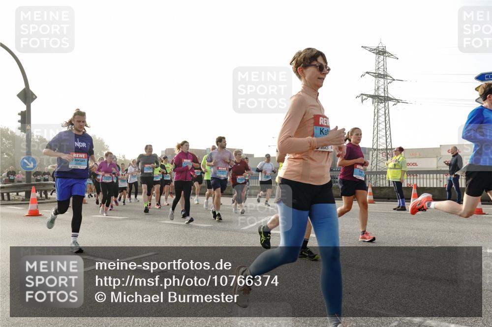 03.10.2026 - Köhlbrandbrückenlauf Michael Burmester http://msf.ph/oto/10766374 03.10.2026 09:21:49 Position 3 1 meine-sportfotos.de