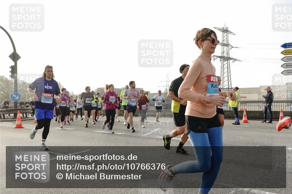 03.10.2026 - Köhlbrandbrückenlauf Michael Burmester http://msf.ph/oto/10766376 03.10.2026 09:21:49 Position 3 305, 1 meine-sportfotos.de