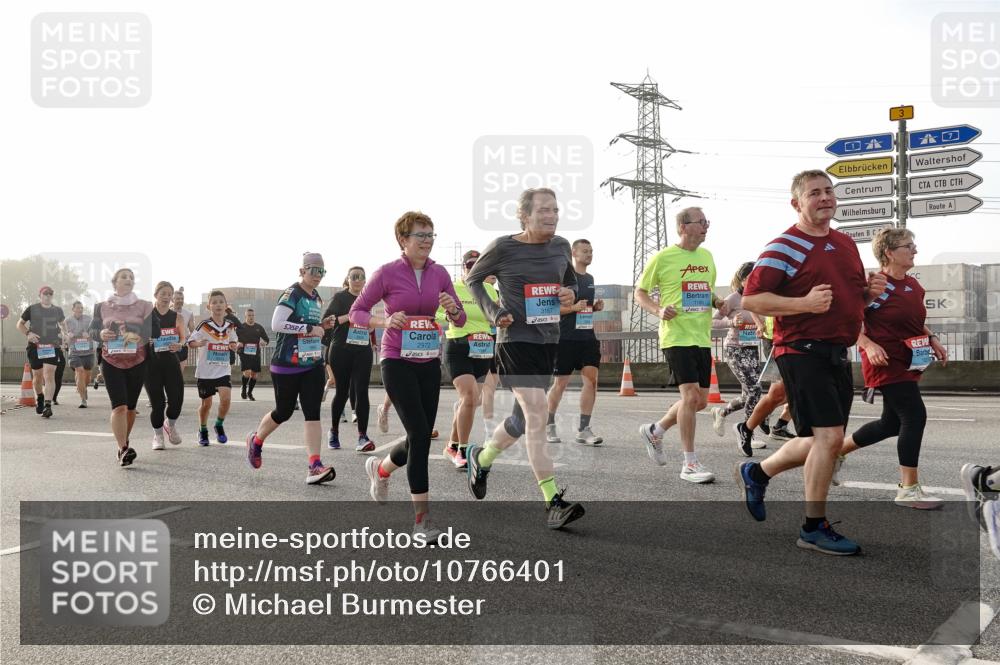 03.10.2026 - Köhlbrandbrückenlauf Michael Burmester http://msf.ph/oto/10766401 03.10.2026 09:21:52 Position 3 3167, 1, 2972, 3 meine-sportfotos.de
