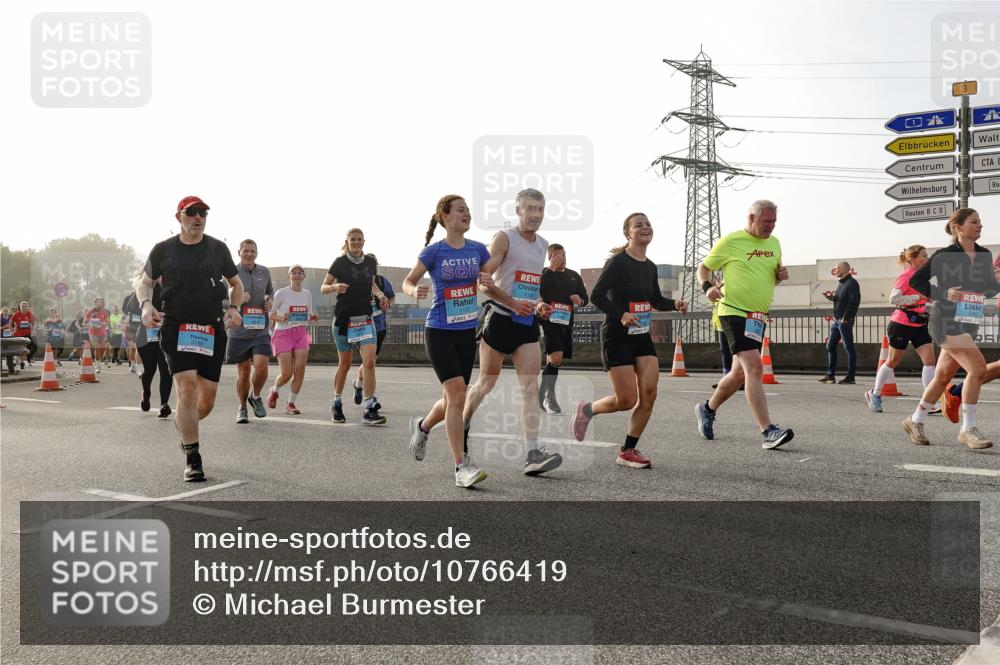 03.10.2026 - Köhlbrandbrückenlauf Michael Burmester http://msf.ph/oto/10766419 03.10.2026 09:21:55 Position 3 1136, 3 meine-sportfotos.de