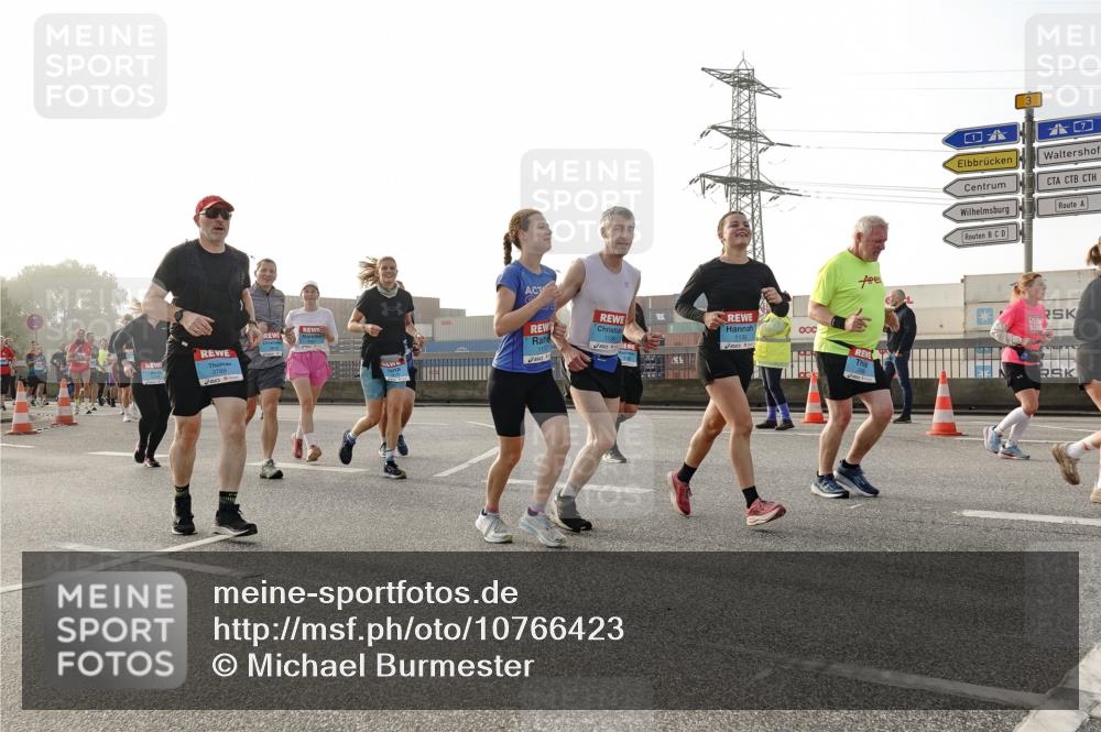 03.10.2026 - Köhlbrandbrückenlauf Michael Burmester http://msf.ph/oto/10766423 03.10.2026 09:21:56 Position 3 3788, 1135, 3 meine-sportfotos.de