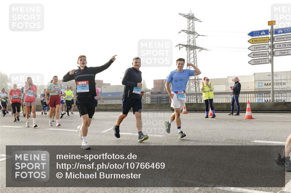 03.10.2026 - Köhlbrandbrückenlauf Michael Burmester http://msf.ph/oto/10766469 03.10.2026 09:22:00 Position 3 1401, 3 meine-sportfotos.de