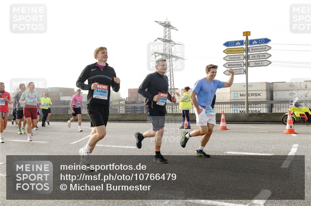 03.10.2026 - Köhlbrandbrückenlauf Michael Burmester http://msf.ph/oto/10766479 03.10.2026 09:22:01 Position 3 1401, 3 meine-sportfotos.de