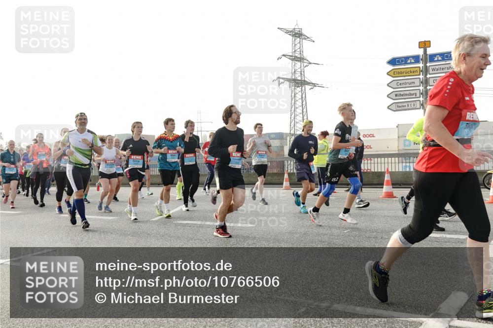 03.10.2026 - Köhlbrandbrückenlauf Michael Burmester http://msf.ph/oto/10766506 03.10.2026 09:22:05 Position 3 82, 15 meine-sportfotos.de