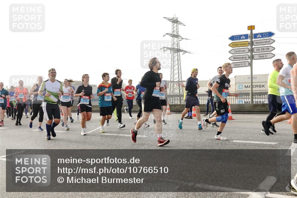 03.10.2026 - Köhlbrandbrückenlauf Michael Burmester http://msf.ph/oto/10766510 03.10.2026 09:22:06 Position 3 203, 24875, 82 meine-sportfotos.de
