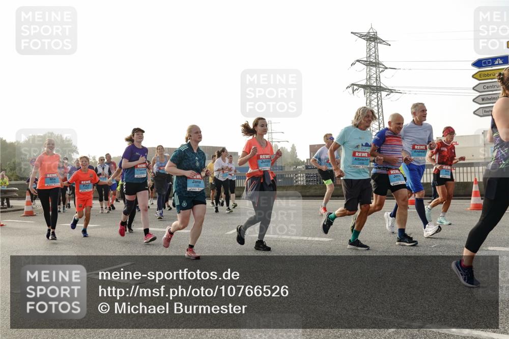 03.10.2026 - Köhlbrandbrückenlauf Michael Burmester http://msf.ph/oto/10766526 03.10.2026 09:22:08 Position 3  meine-sportfotos.de