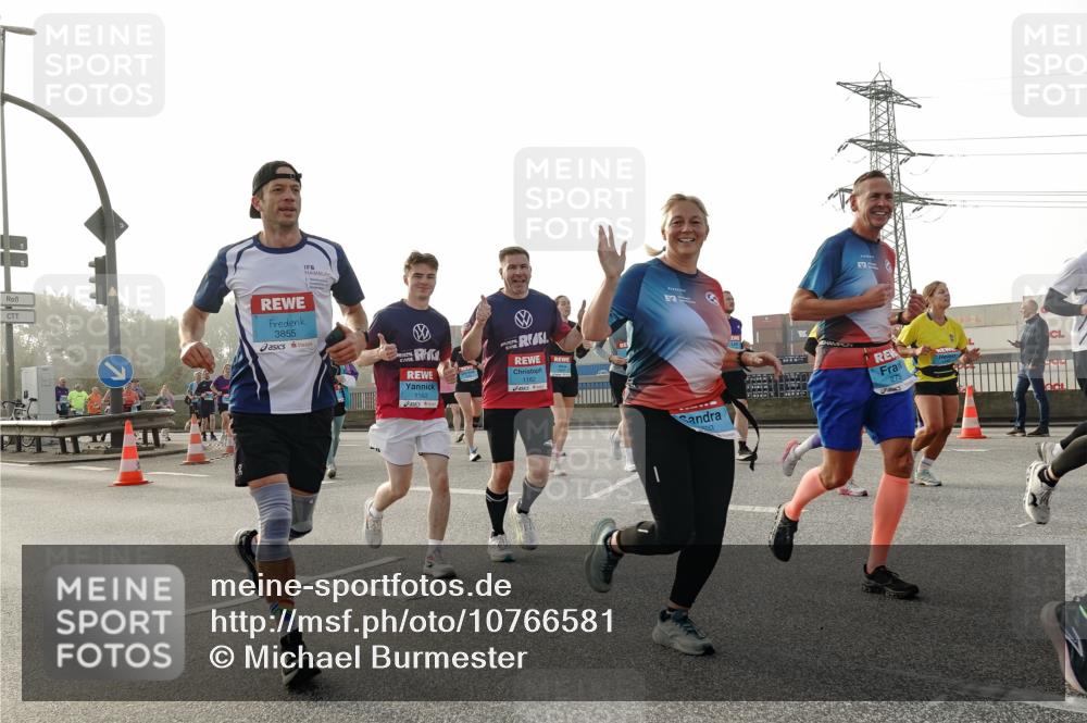 03.10.2026 - Köhlbrandbrückenlauf Michael Burmester http://msf.ph/oto/10766581 03.10.2026 09:22:14 Position 3 3855, 1163, 1162, 272 meine-sportfotos.de