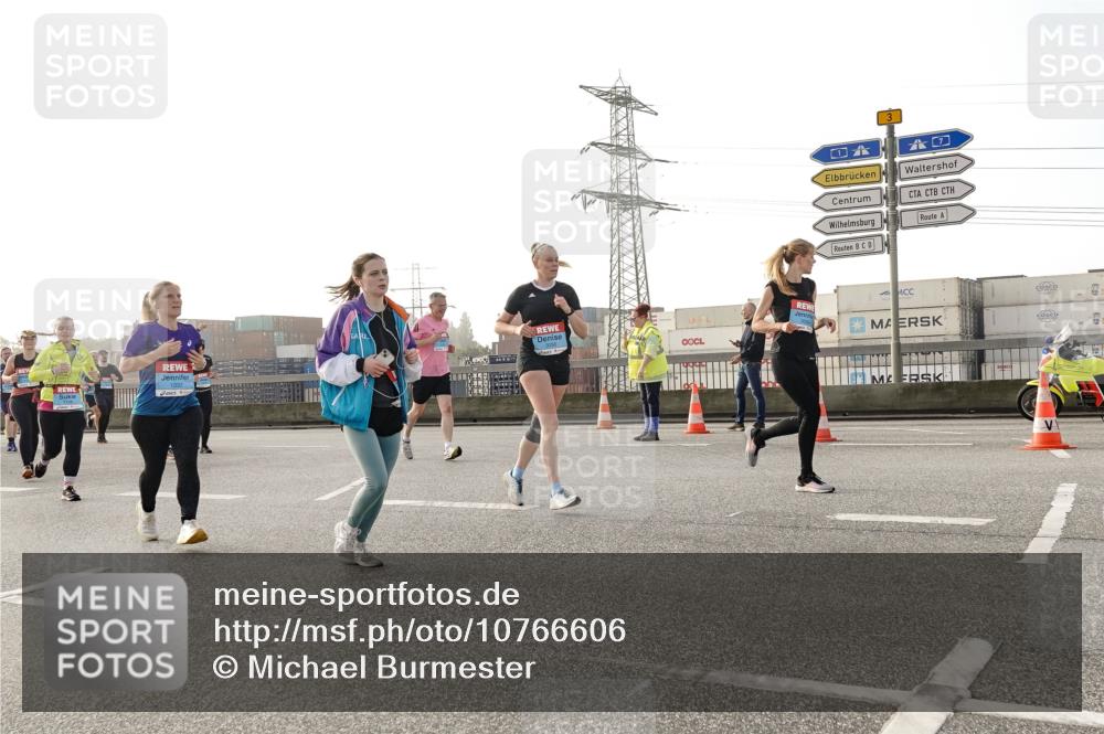 03.10.2026 - Köhlbrandbrückenlauf Michael Burmester http://msf.ph/oto/10766606 03.10.2026 09:22:17 Position 3 1537, 3 meine-sportfotos.de