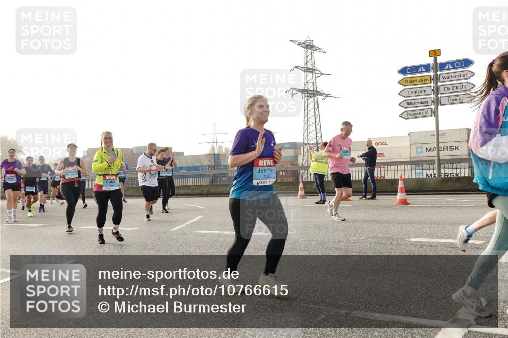 03.10.2026 - Köhlbrandbrückenlauf Michael Burmester http://msf.ph/oto/10766615 03.10.2026 09:22:19 Position 3 1537, 3 meine-sportfotos.de