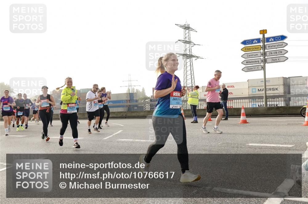 03.10.2026 - Köhlbrandbrückenlauf Michael Burmester http://msf.ph/oto/10766617 03.10.2026 09:22:19 Position 3 1537, 3 meine-sportfotos.de