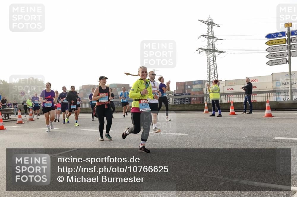 03.10.2026 - Köhlbrandbrückenlauf Michael Burmester http://msf.ph/oto/10766625 03.10.2026 09:22:19 Position 3 1106 meine-sportfotos.de
