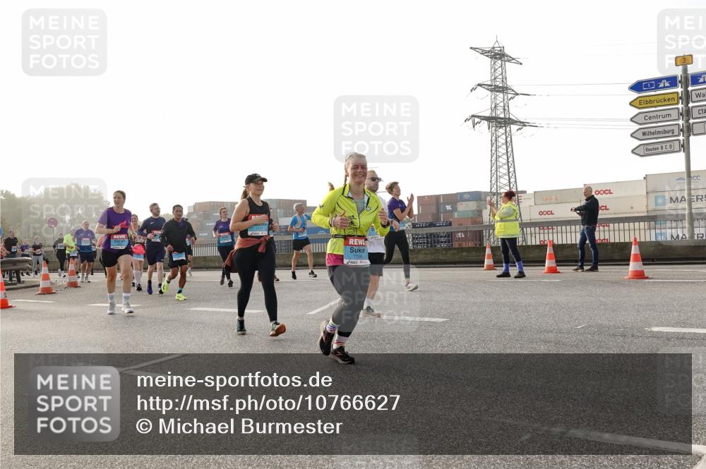 03.10.2026 - Köhlbrandbrückenlauf Michael Burmester http://msf.ph/oto/10766627 03.10.2026 09:22:20 Position 3 1117, 1106 meine-sportfotos.de
