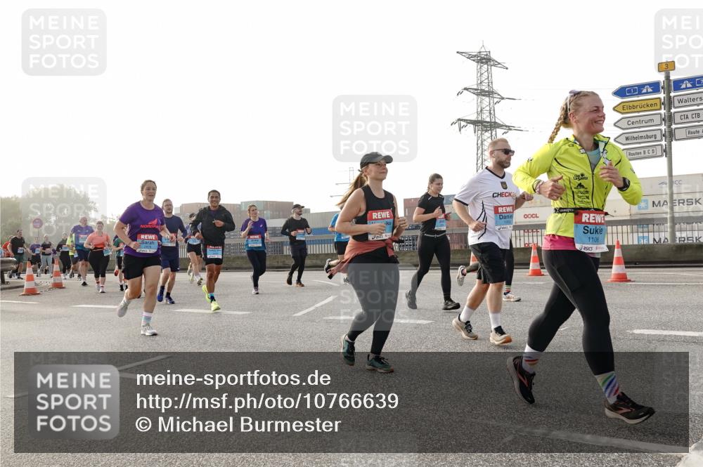 03.10.2026 - Köhlbrandbrückenlauf Michael Burmester http://msf.ph/oto/10766639 03.10.2026 09:22:20 Position 3 2, 1106 meine-sportfotos.de