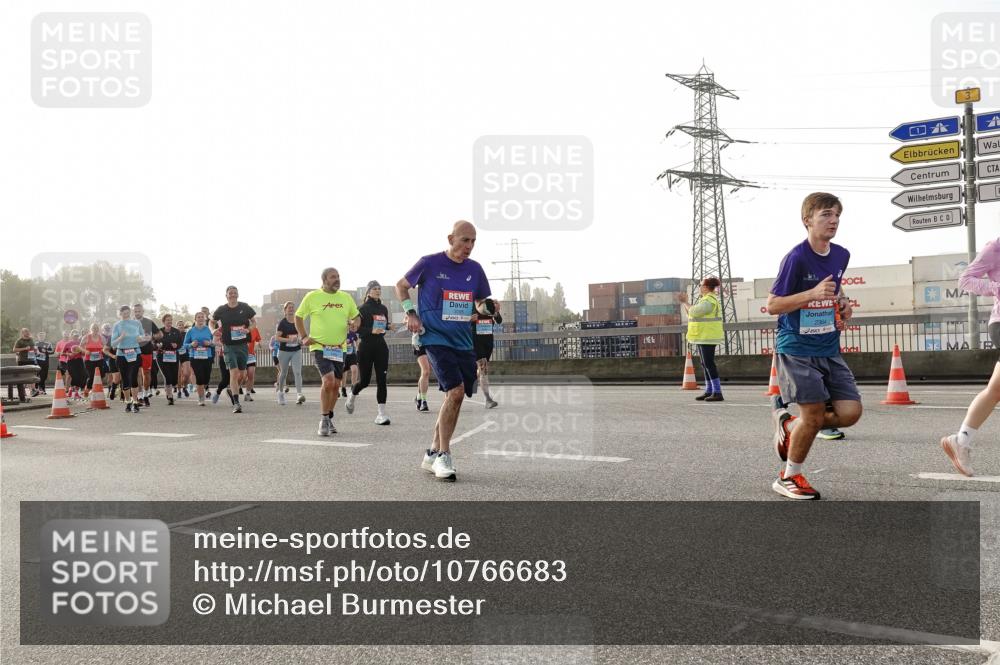 03.10.2026 - Köhlbrandbrückenlauf Michael Burmester http://msf.ph/oto/10766683 03.10.2026 09:22:26 Position 3 2364 meine-sportfotos.de