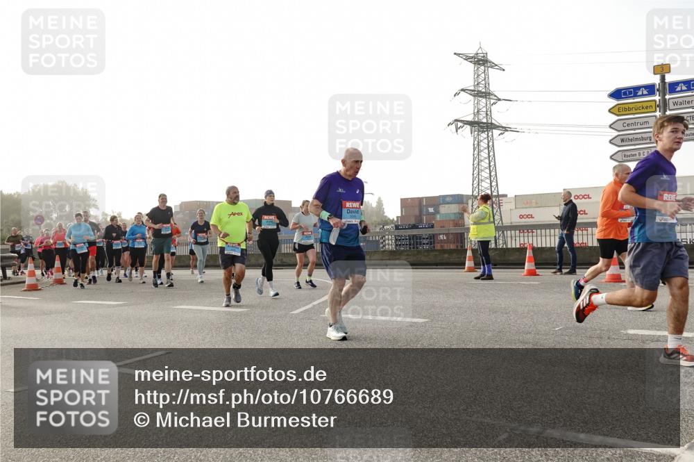 03.10.2026 - Köhlbrandbrückenlauf Michael Burmester http://msf.ph/oto/10766689 03.10.2026 09:22:27 Position 3 3 meine-sportfotos.de