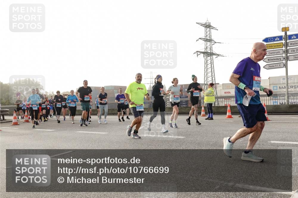 03.10.2026 - Köhlbrandbrückenlauf Michael Burmester http://msf.ph/oto/10766699 03.10.2026 09:22:28 Position 3 3 meine-sportfotos.de