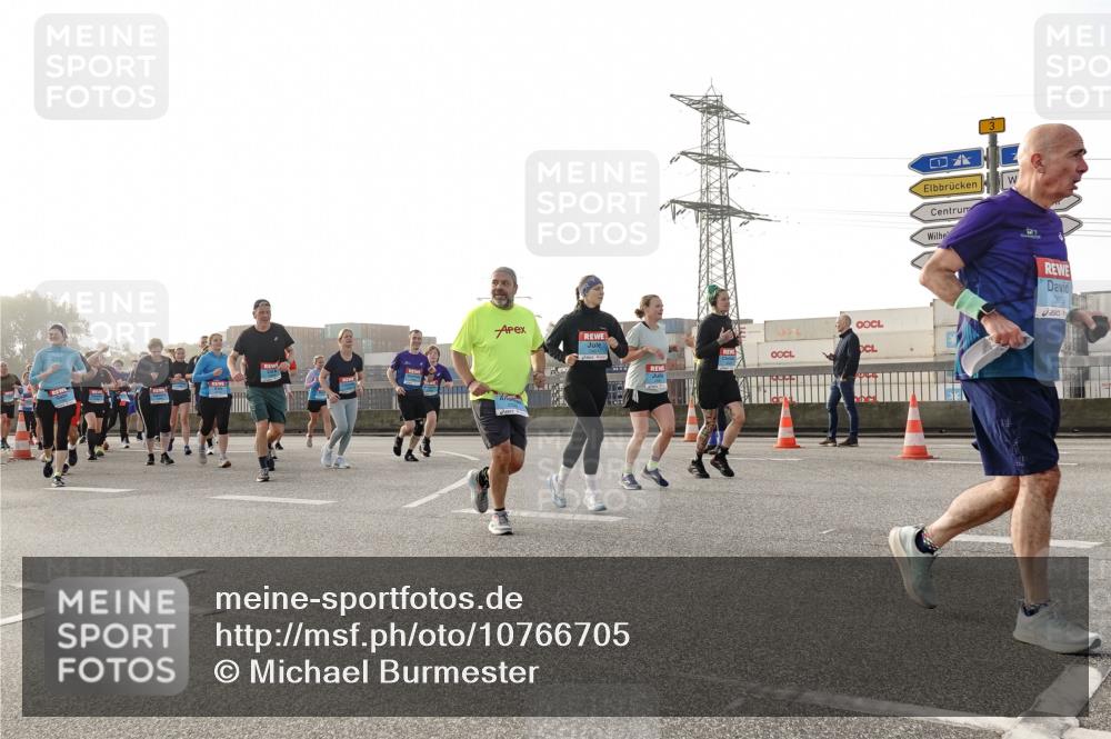 03.10.2026 - Köhlbrandbrückenlauf Michael Burmester http://msf.ph/oto/10766705 03.10.2026 09:22:28 Position 3 3095 meine-sportfotos.de