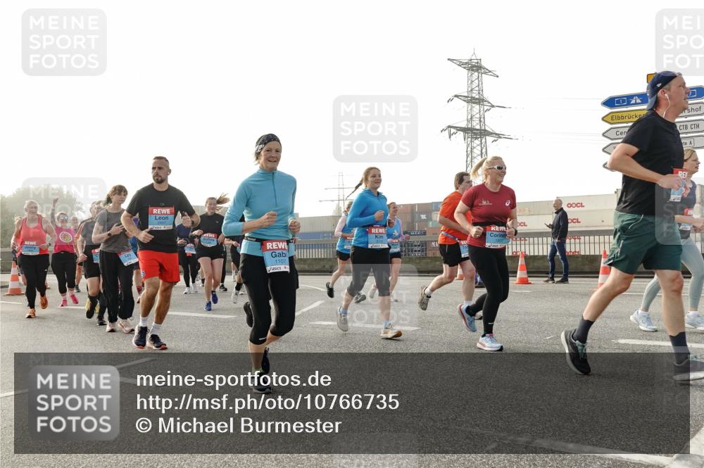 03.10.2026 - Köhlbrandbrückenlauf Michael Burmester http://msf.ph/oto/10766735 03.10.2026 09:22:32 Position 3 1107, 1957 meine-sportfotos.de