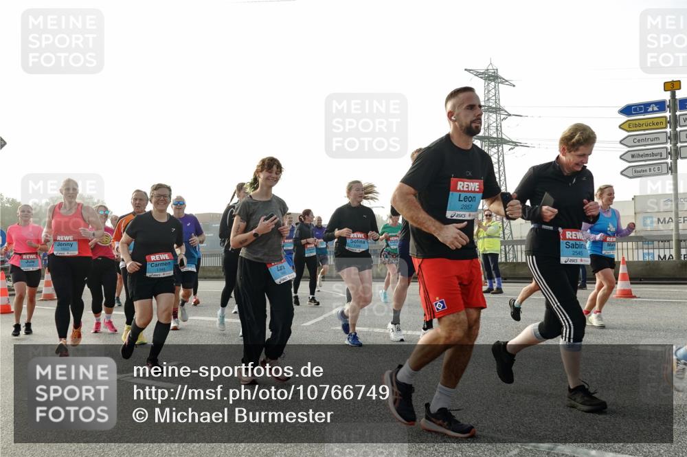 03.10.2026 - Köhlbrandbrückenlauf Michael Burmester http://msf.ph/oto/10766749 03.10.2026 09:22:33 Position 3 2857, 2545 meine-sportfotos.de