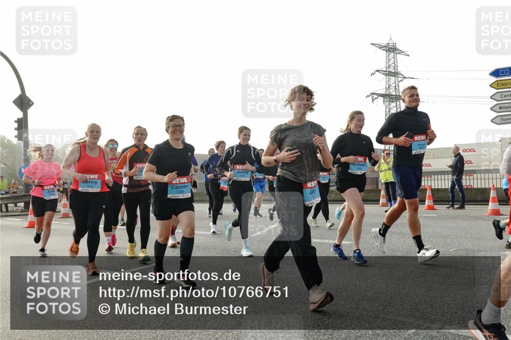 03.10.2026 - Köhlbrandbrückenlauf Michael Burmester http://msf.ph/oto/10766751 03.10.2026 09:22:34 Position 3 1602, 1348, 1 meine-sportfotos.de