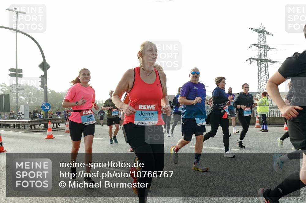 03.10.2026 - Köhlbrandbrückenlauf Michael Burmester http://msf.ph/oto/10766767 03.10.2026 09:22:35 Position 3 2908, 1602 meine-sportfotos.de