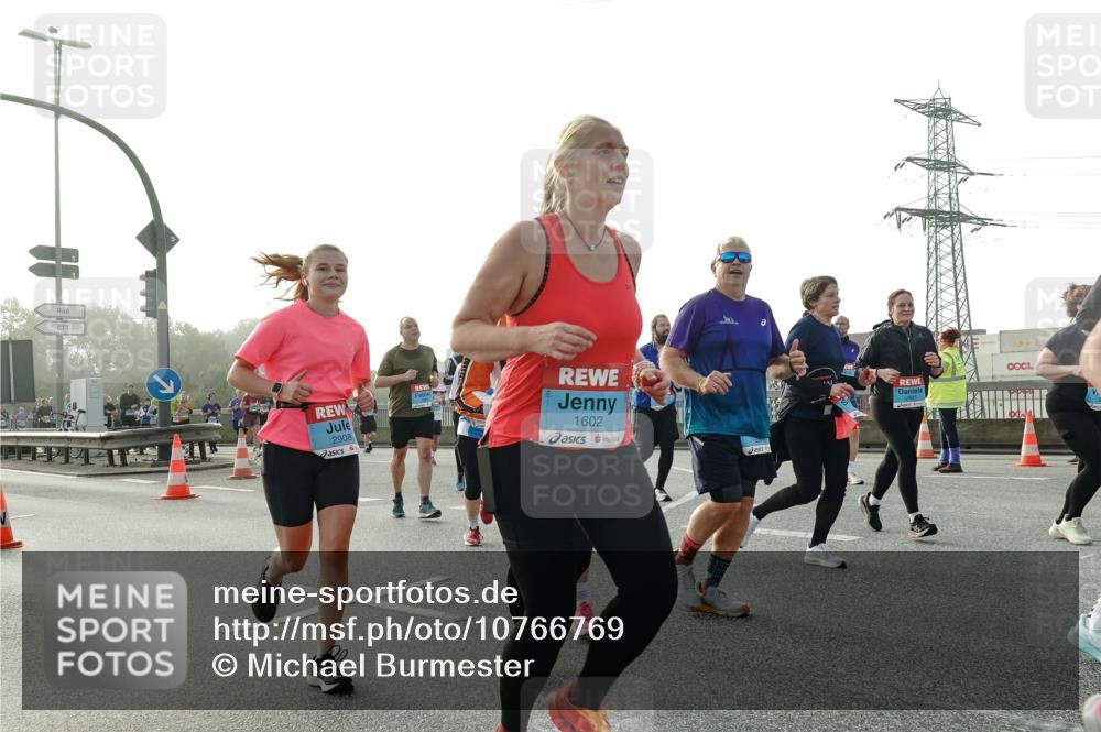 03.10.2026 - Köhlbrandbrückenlauf Michael Burmester http://msf.ph/oto/10766769 03.10.2026 09:22:35 Position 3 2908, 1602 meine-sportfotos.de