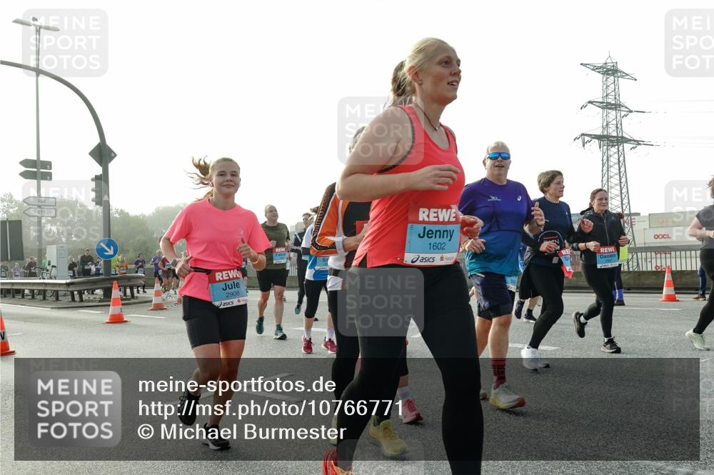 03.10.2026 - Köhlbrandbrückenlauf Michael Burmester http://msf.ph/oto/10766771 03.10.2026 09:22:35 Position 3 2908, 1602 meine-sportfotos.de
