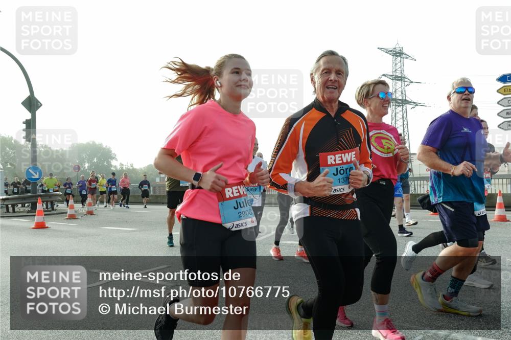 03.10.2026 - Köhlbrandbrückenlauf Michael Burmester http://msf.ph/oto/10766775 03.10.2026 09:22:36 Position 3 137, 2908 meine-sportfotos.de