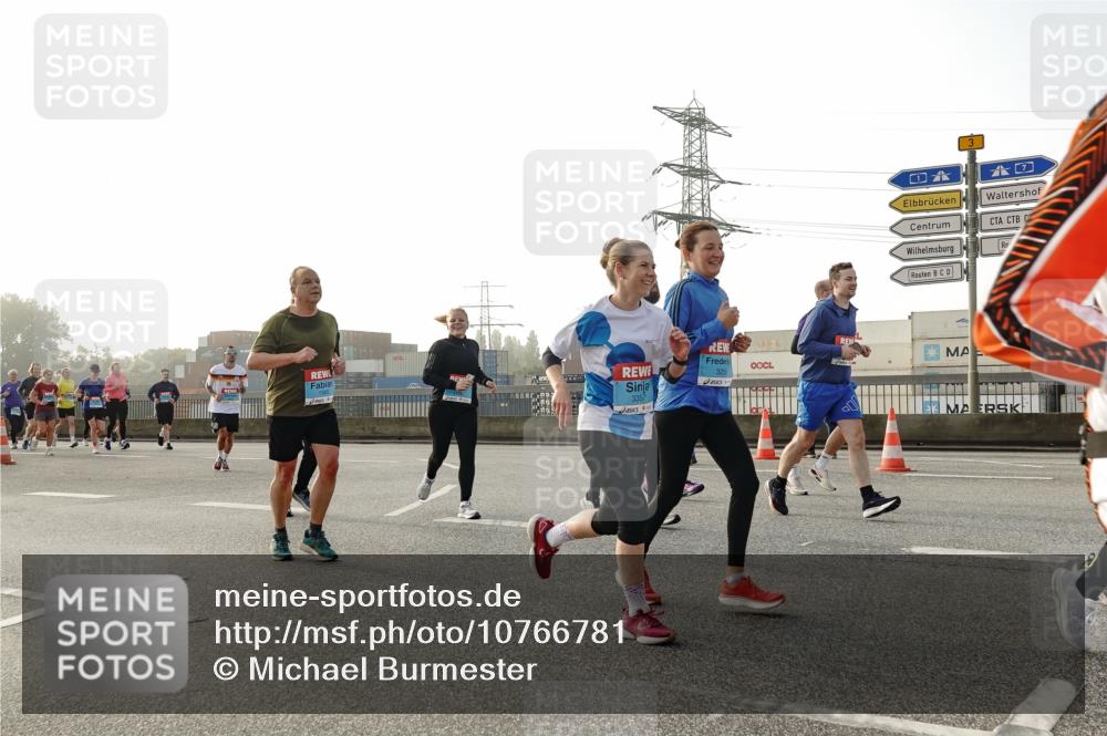 03.10.2026 - Köhlbrandbrückenlauf Michael Burmester http://msf.ph/oto/10766781 03.10.2026 09:22:36 Position 3 3357, 3 meine-sportfotos.de