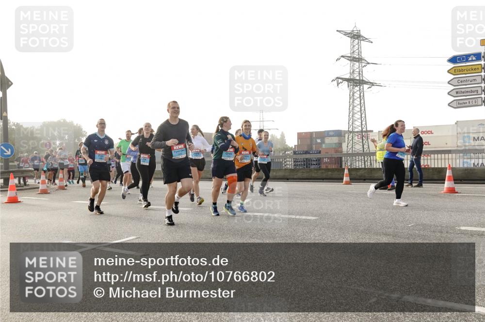 03.10.2026 - Köhlbrandbrückenlauf Michael Burmester http://msf.ph/oto/10766802 03.10.2026 09:22:46 Position 3  meine-sportfotos.de