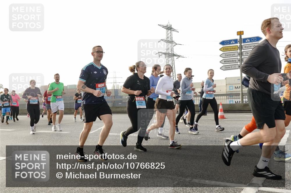 03.10.2026 - Köhlbrandbrückenlauf Michael Burmester http://msf.ph/oto/10766825 03.10.2026 09:22:48 Position 3 3 meine-sportfotos.de