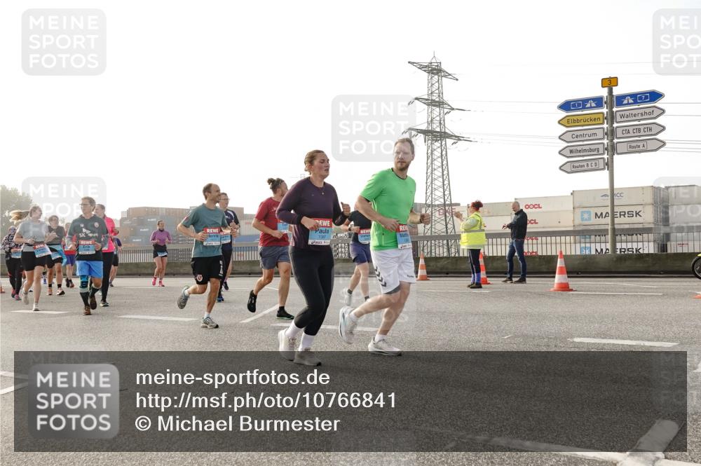 03.10.2026 - Köhlbrandbrückenlauf Michael Burmester http://msf.ph/oto/10766841 03.10.2026 09:22:50 Position 3 3 meine-sportfotos.de
