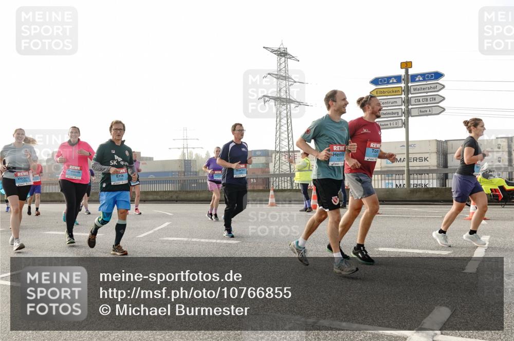 03.10.2026 - Köhlbrandbrückenlauf Michael Burmester http://msf.ph/oto/10766855 03.10.2026 09:22:51 Position 3 1577 meine-sportfotos.de