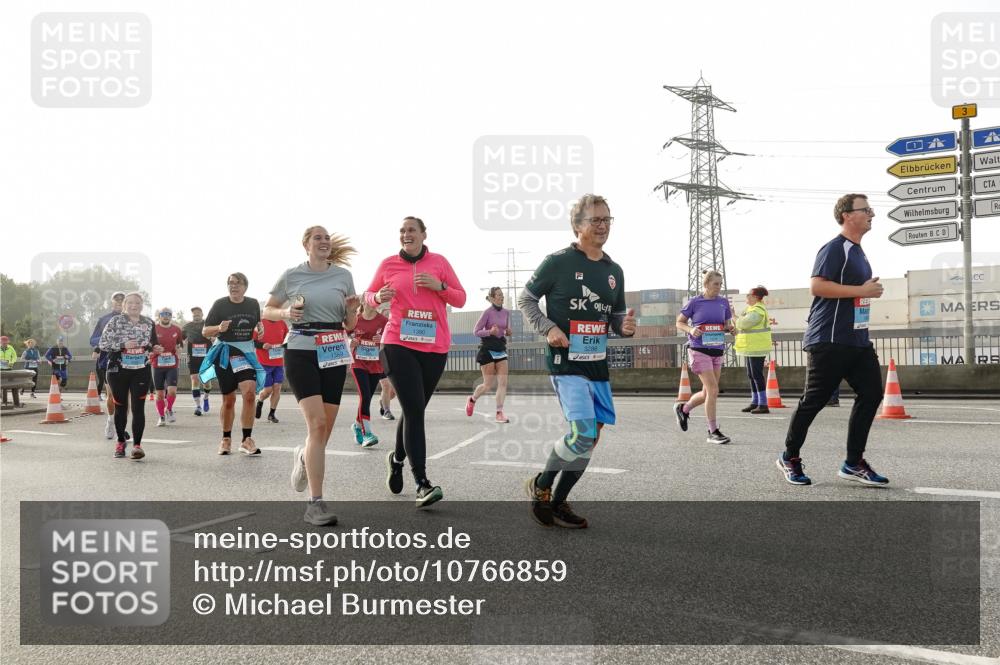 03.10.2026 - Köhlbrandbrückenlauf Michael Burmester http://msf.ph/oto/10766859 03.10.2026 09:22:52 Position 3 139, 3 meine-sportfotos.de
