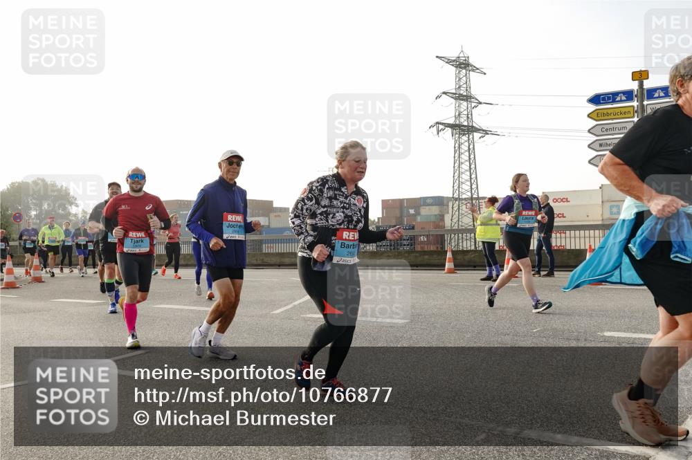 03.10.2026 - Köhlbrandbrückenlauf Michael Burmester http://msf.ph/oto/10766877 03.10.2026 09:22:55 Position 3 2894, 26, 3 meine-sportfotos.de