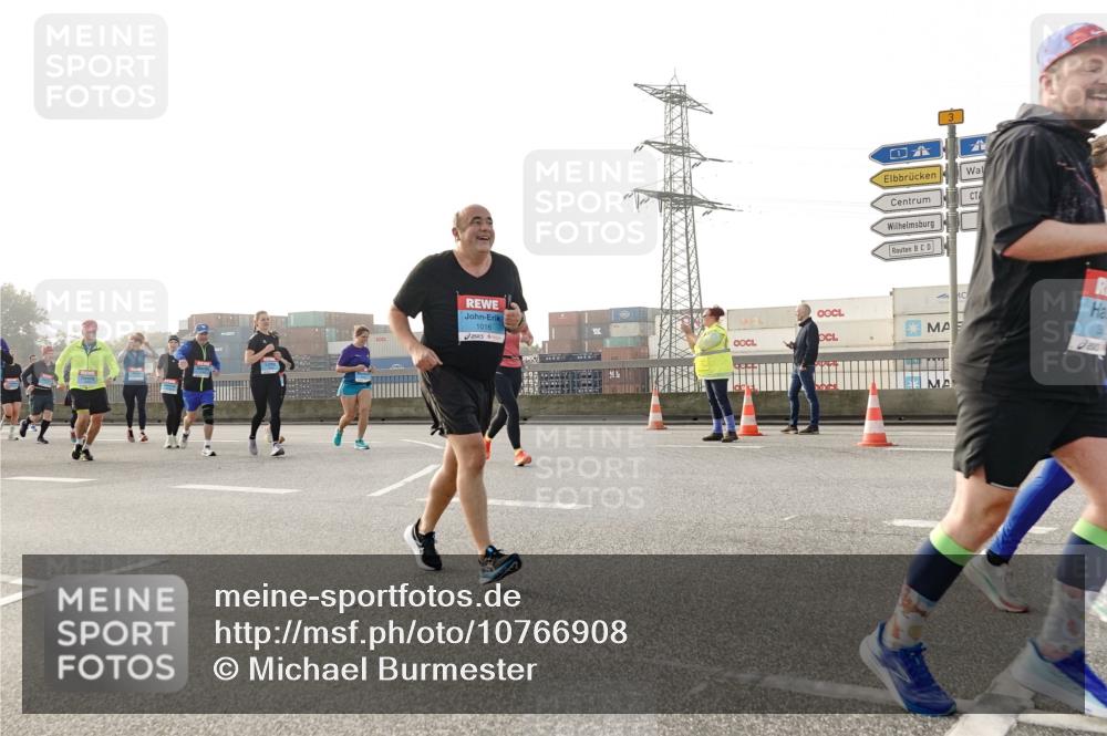03.10.2026 - Köhlbrandbrückenlauf Michael Burmester http://msf.ph/oto/10766908 03.10.2026 09:22:58 Position 3 1016, 250 meine-sportfotos.de