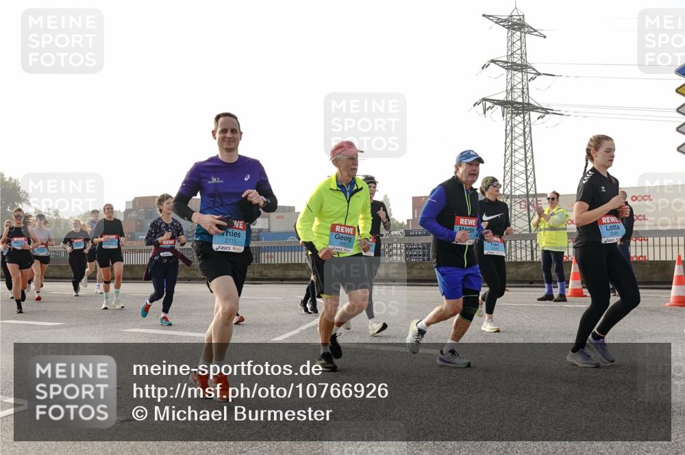 03.10.2026 - Köhlbrandbrückenlauf Michael Burmester http://msf.ph/oto/10766926 03.10.2026 09:23:02 Position 3 3099, 2711 meine-sportfotos.de