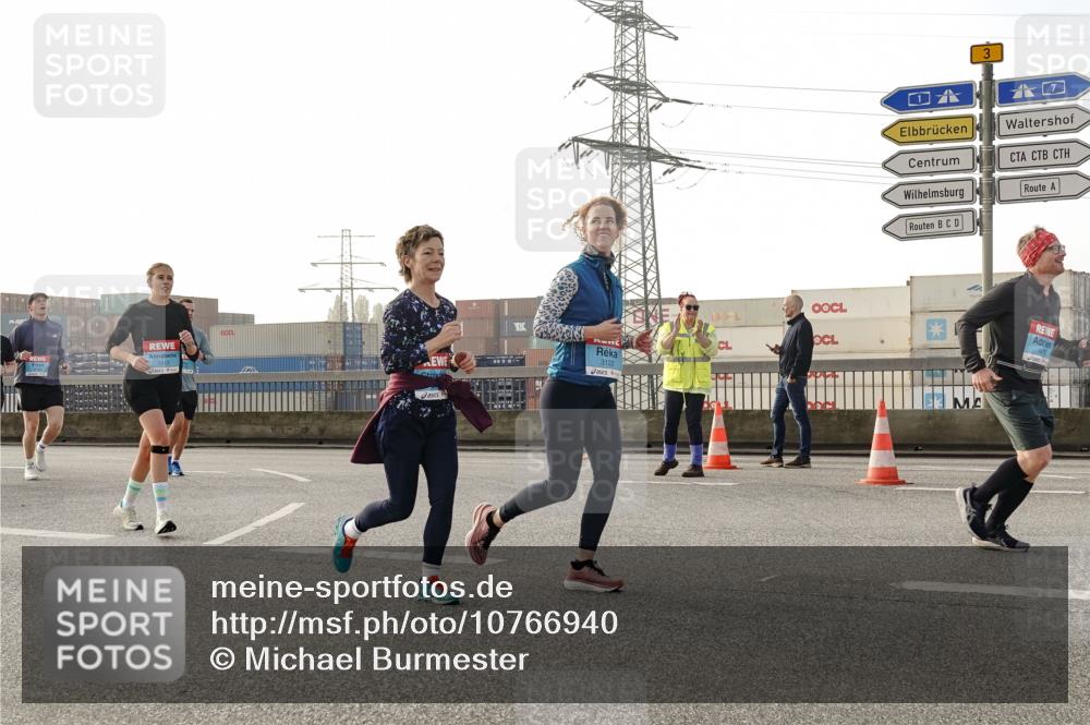 03.10.2026 - Köhlbrandbrückenlauf Michael Burmester http://msf.ph/oto/10766940 03.10.2026 09:23:04 Position 3 1917, 3122, 3 meine-sportfotos.de