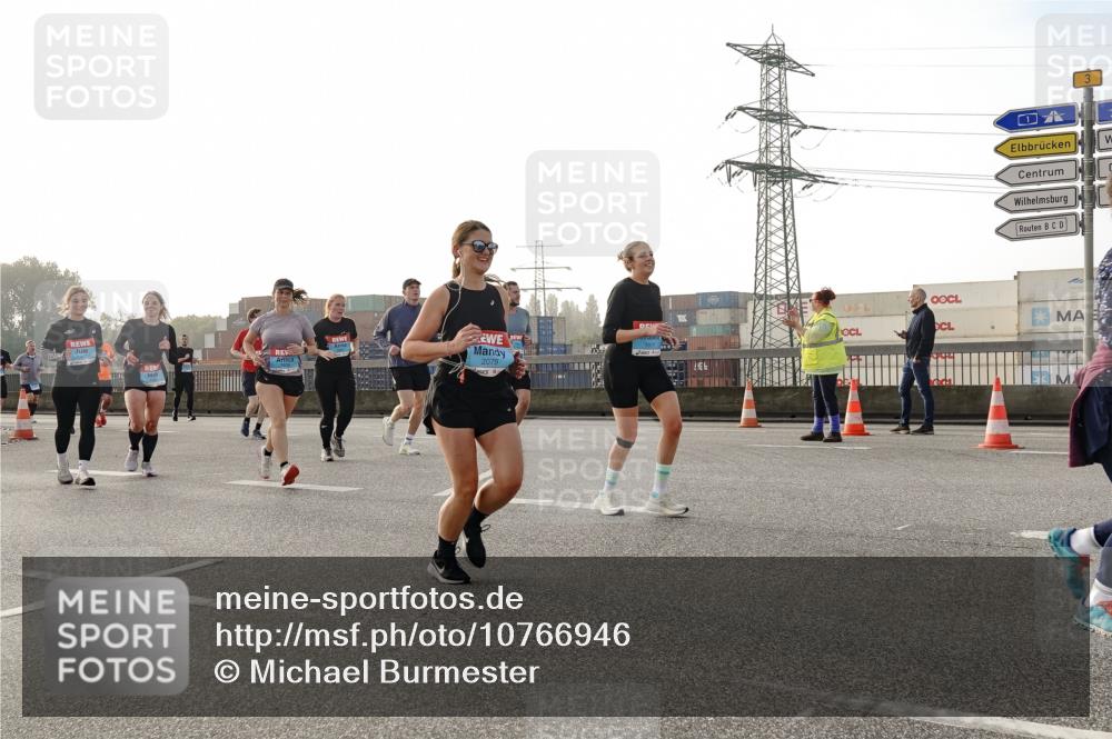 03.10.2026 - Köhlbrandbrückenlauf Michael Burmester http://msf.ph/oto/10766946 03.10.2026 09:23:05 Position 3 2079, 1917 meine-sportfotos.de