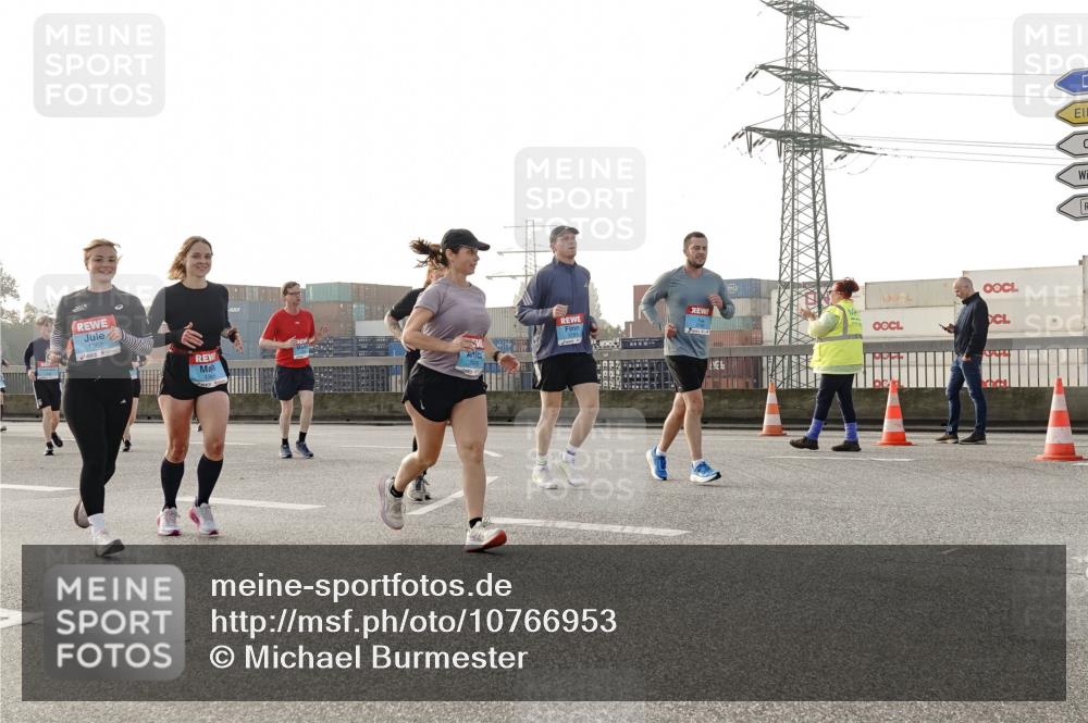 03.10.2026 - Köhlbrandbrückenlauf Michael Burmester http://msf.ph/oto/10766953 03.10.2026 09:23:06 Position 3 0, 136 meine-sportfotos.de