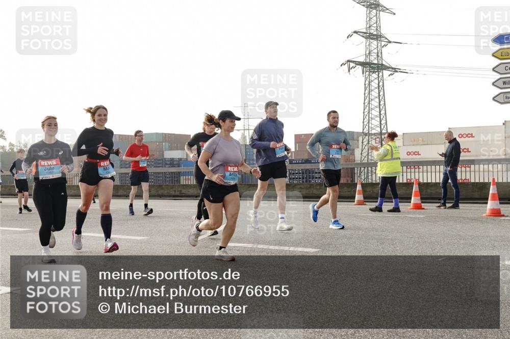 03.10.2026 - Köhlbrandbrückenlauf Michael Burmester http://msf.ph/oto/10766955 03.10.2026 09:23:06 Position 3 1362 meine-sportfotos.de