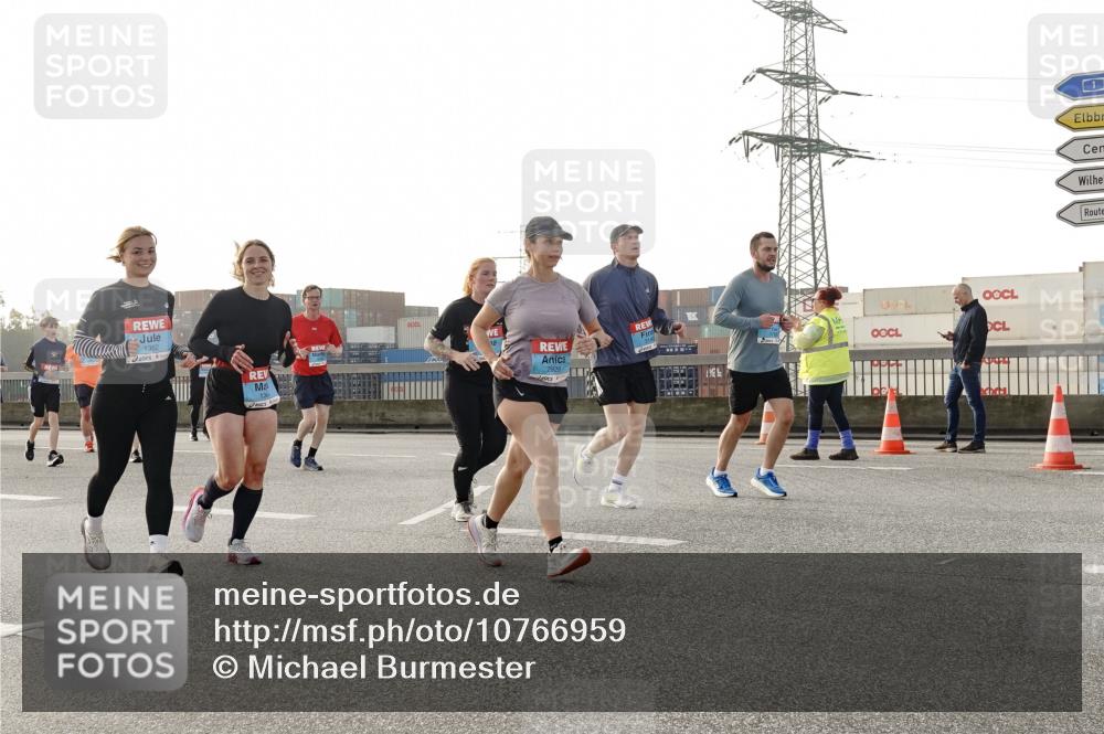 03.10.2026 - Köhlbrandbrückenlauf Michael Burmester http://msf.ph/oto/10766959 03.10.2026 09:23:06 Position 3 1362 meine-sportfotos.de