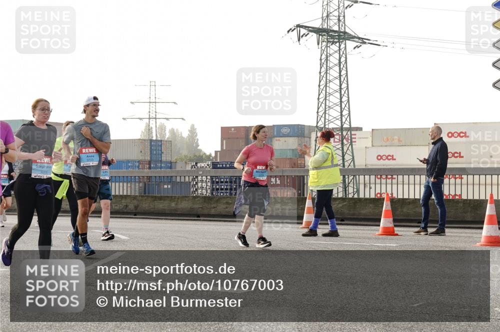 03.10.2026 - Köhlbrandbrückenlauf Michael Burmester http://msf.ph/oto/10767003 03.10.2026 09:23:16 Position 3 2956, 3723 meine-sportfotos.de