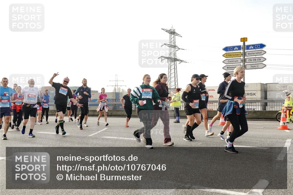 03.10.2026 - Köhlbrandbrückenlauf Michael Burmester http://msf.ph/oto/10767046 03.10.2026 09:23:22 Position 3  meine-sportfotos.de