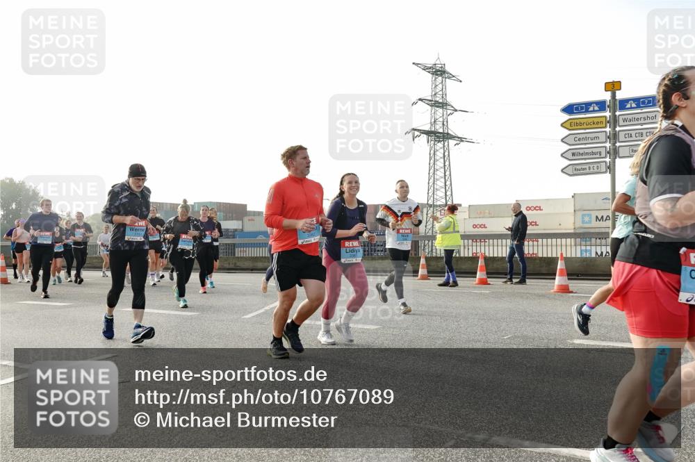03.10.2026 - Köhlbrandbrückenlauf Michael Burmester http://msf.ph/oto/10767089 03.10.2026 09:23:27 Position 3  meine-sportfotos.de