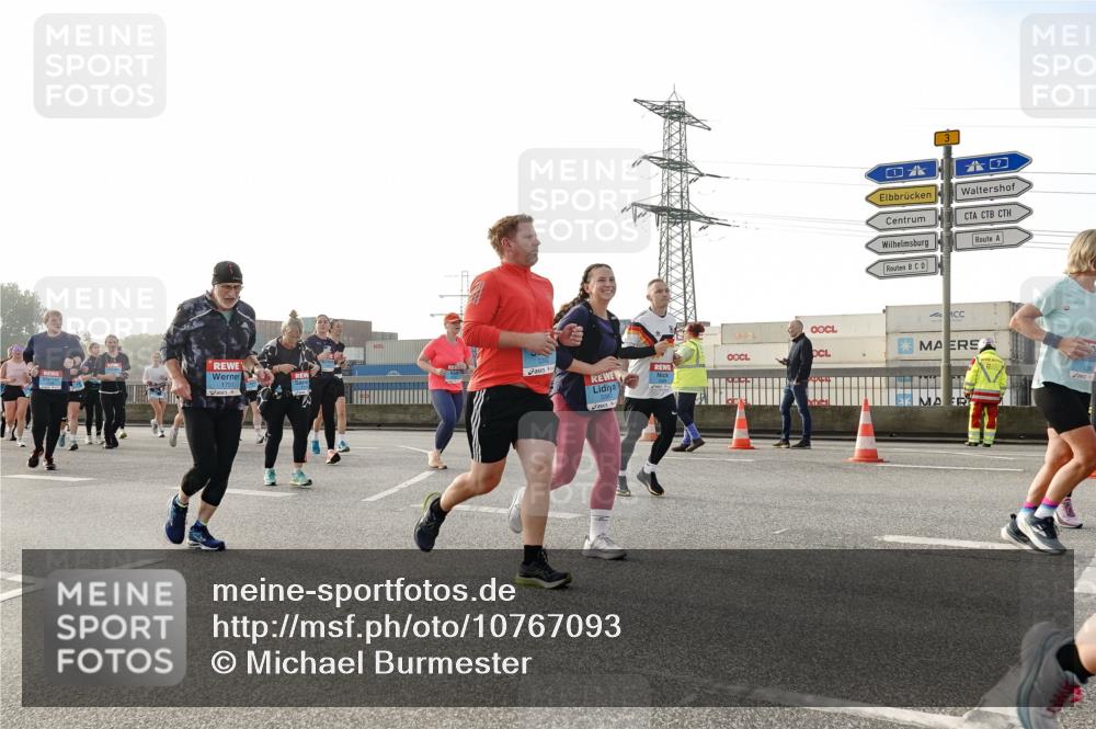 03.10.2026 - Köhlbrandbrückenlauf Michael Burmester http://msf.ph/oto/10767093 03.10.2026 09:23:27 Position 3 3 meine-sportfotos.de