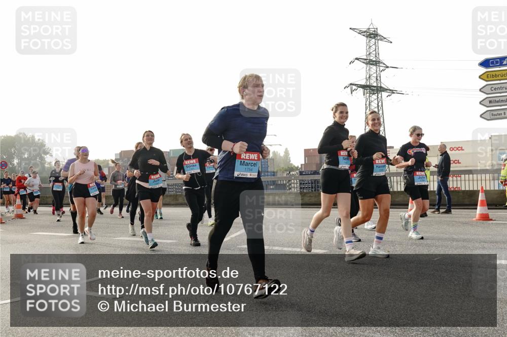 03.10.2026 - Köhlbrandbrückenlauf Michael Burmester http://msf.ph/oto/10767122 03.10.2026 09:23:31 Position 3 1754, 1407, 1 meine-sportfotos.de