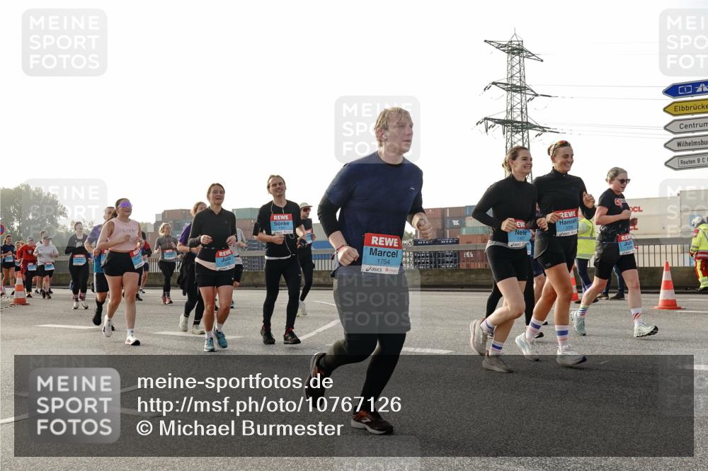 03.10.2026 - Köhlbrandbrückenlauf Michael Burmester http://msf.ph/oto/10767126 03.10.2026 09:23:31 Position 3 1754, 1407 meine-sportfotos.de
