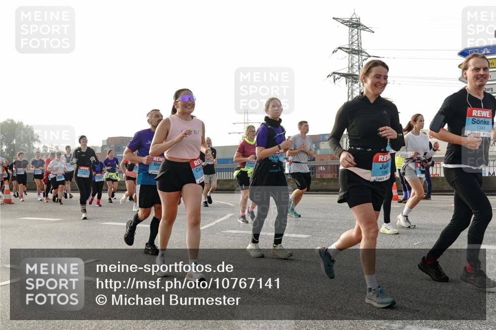 03.10.2026 - Köhlbrandbrückenlauf Michael Burmester http://msf.ph/oto/10767141 03.10.2026 09:23:33 Position 3 20, 134, 1341 meine-sportfotos.de